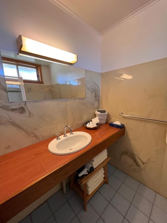 Sturt Motel Balranald Buitenkant foto
